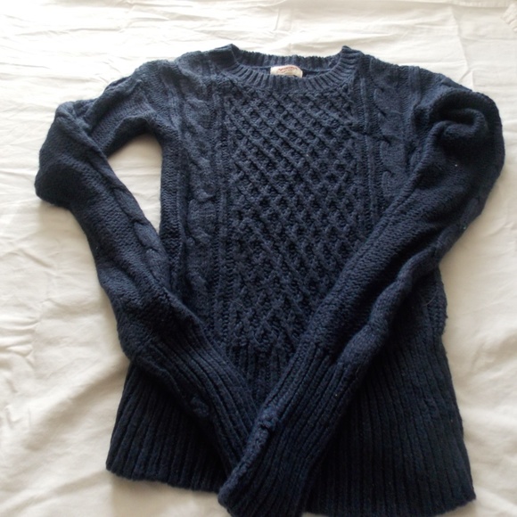 8 sweaters sm/med - Picture 5 of 8